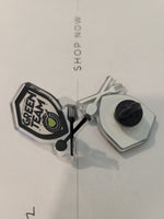 Green team lapel pin - Knife Shift