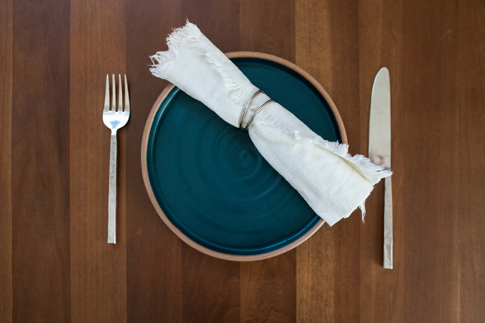 Dinner Plate - Knife Shift