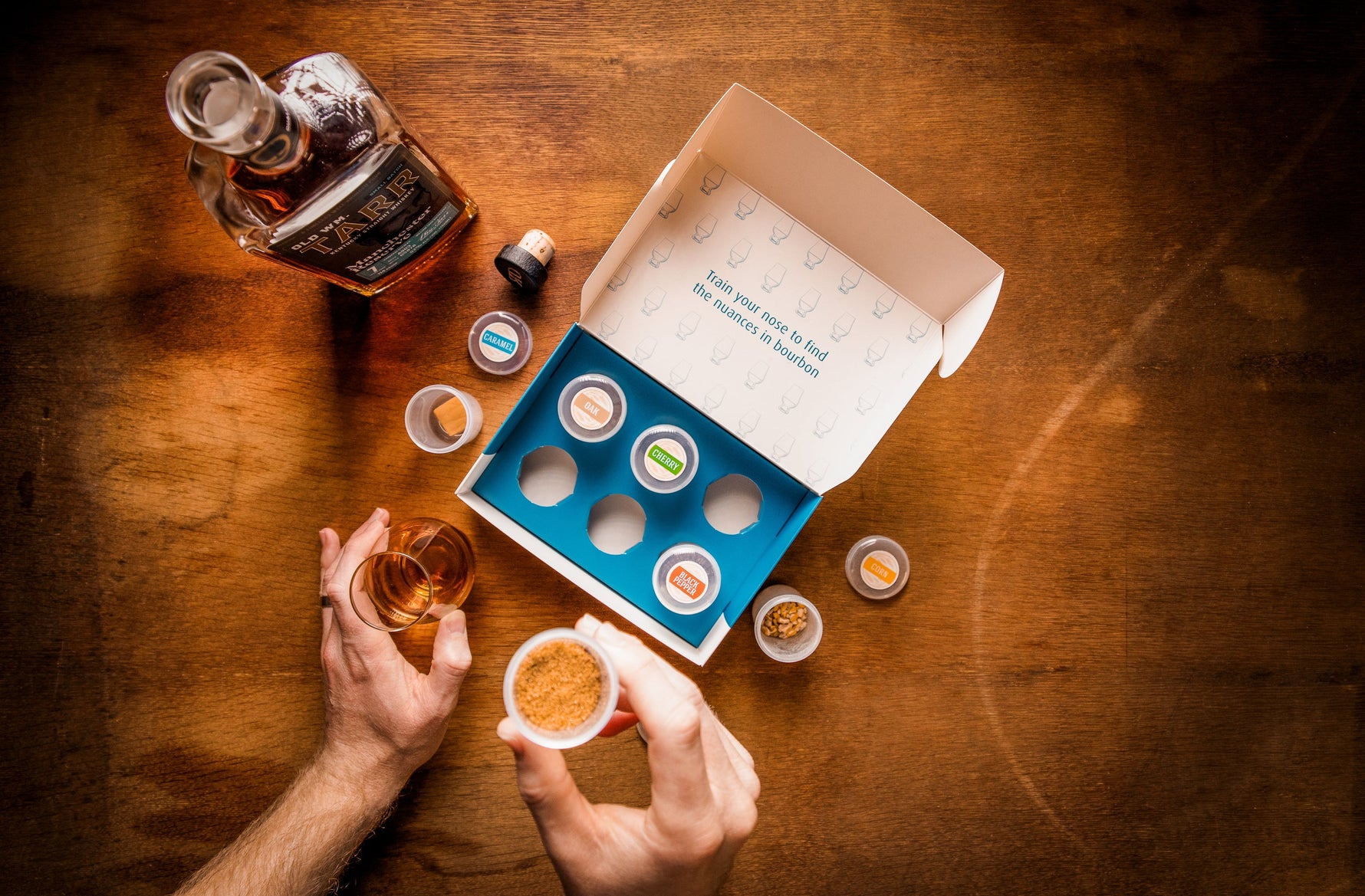 Bourbon Nosing Sample Kit - Knife Shift