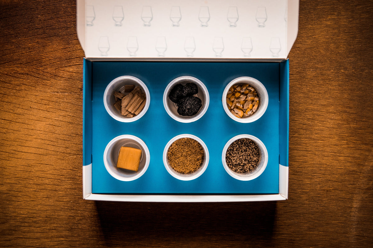 Bourbon Nosing Sample Kit - Knife Shift