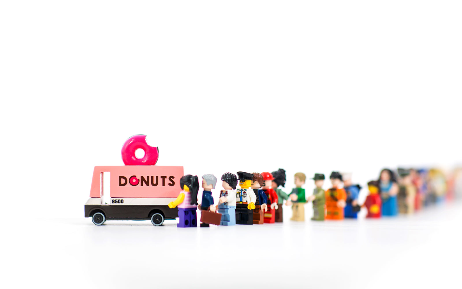Donut Van - Knife Shift