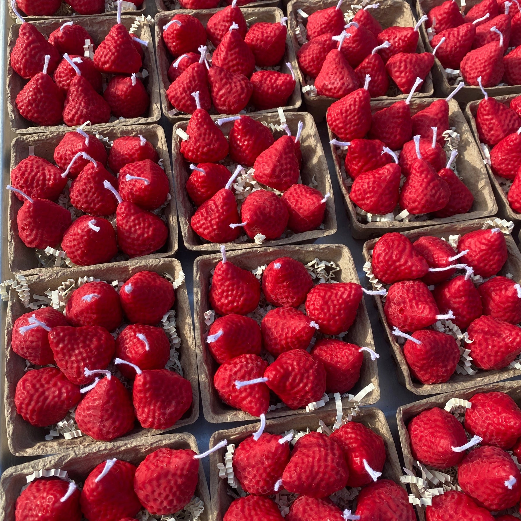 Strawberry Candles - 8 Pack - Knife Shift