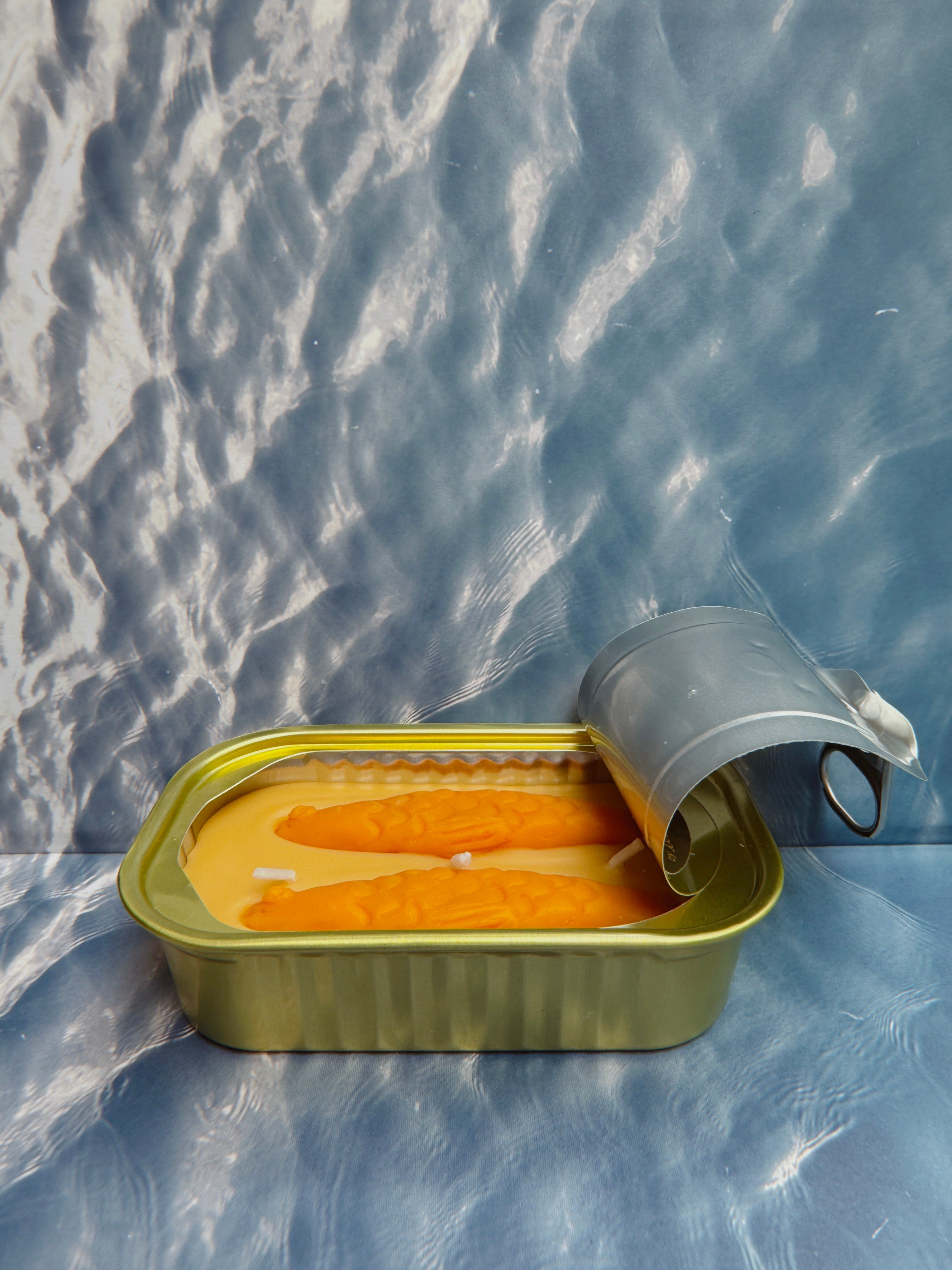 Tinned Fish Candle - Sandalwood - Thumbnail 2