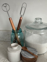 Barlow & Co Bottle Whisk - Knife Shift