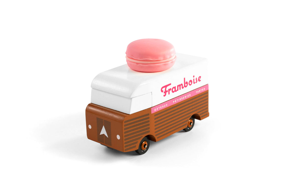 Framboise Macaron Van - Knife Shift