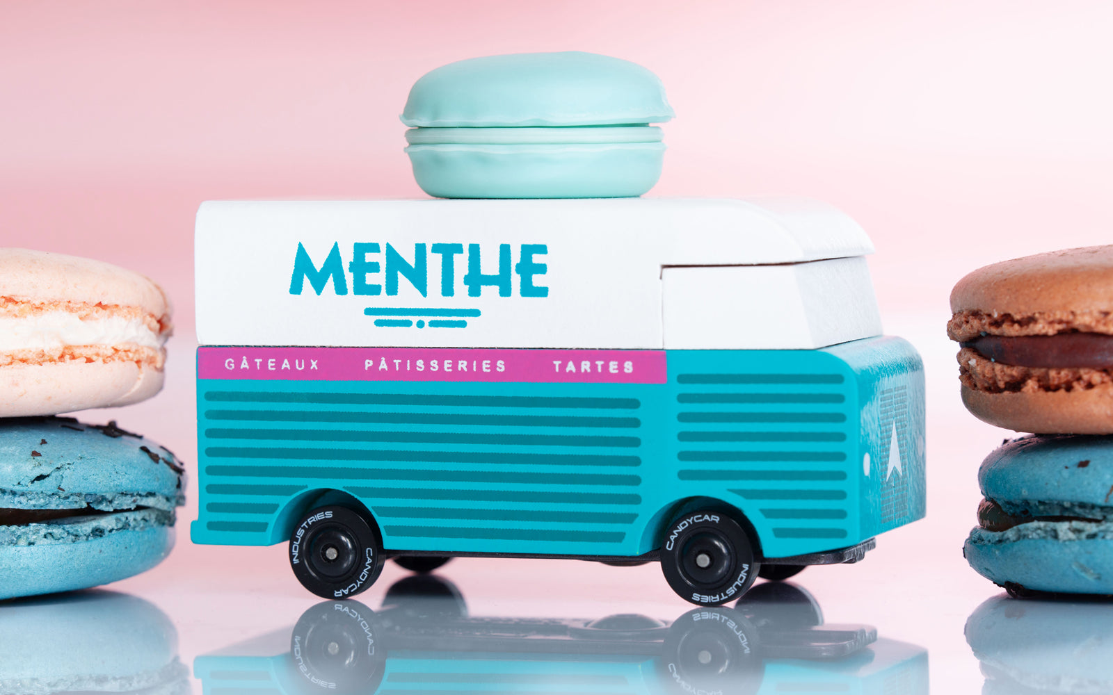 Menthe Macaron Van - Knife Shift