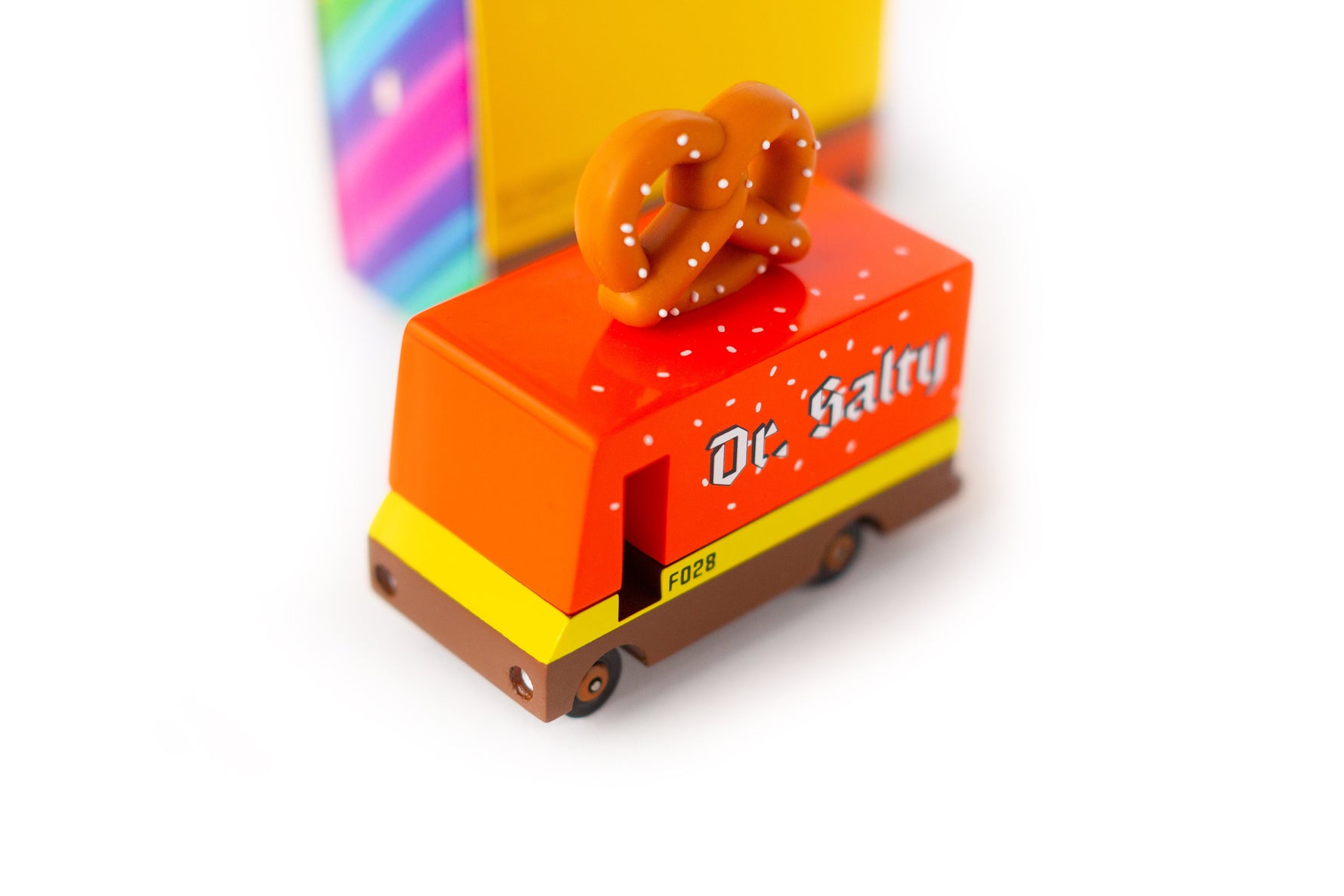 Pretzel Van - Knife Shift
