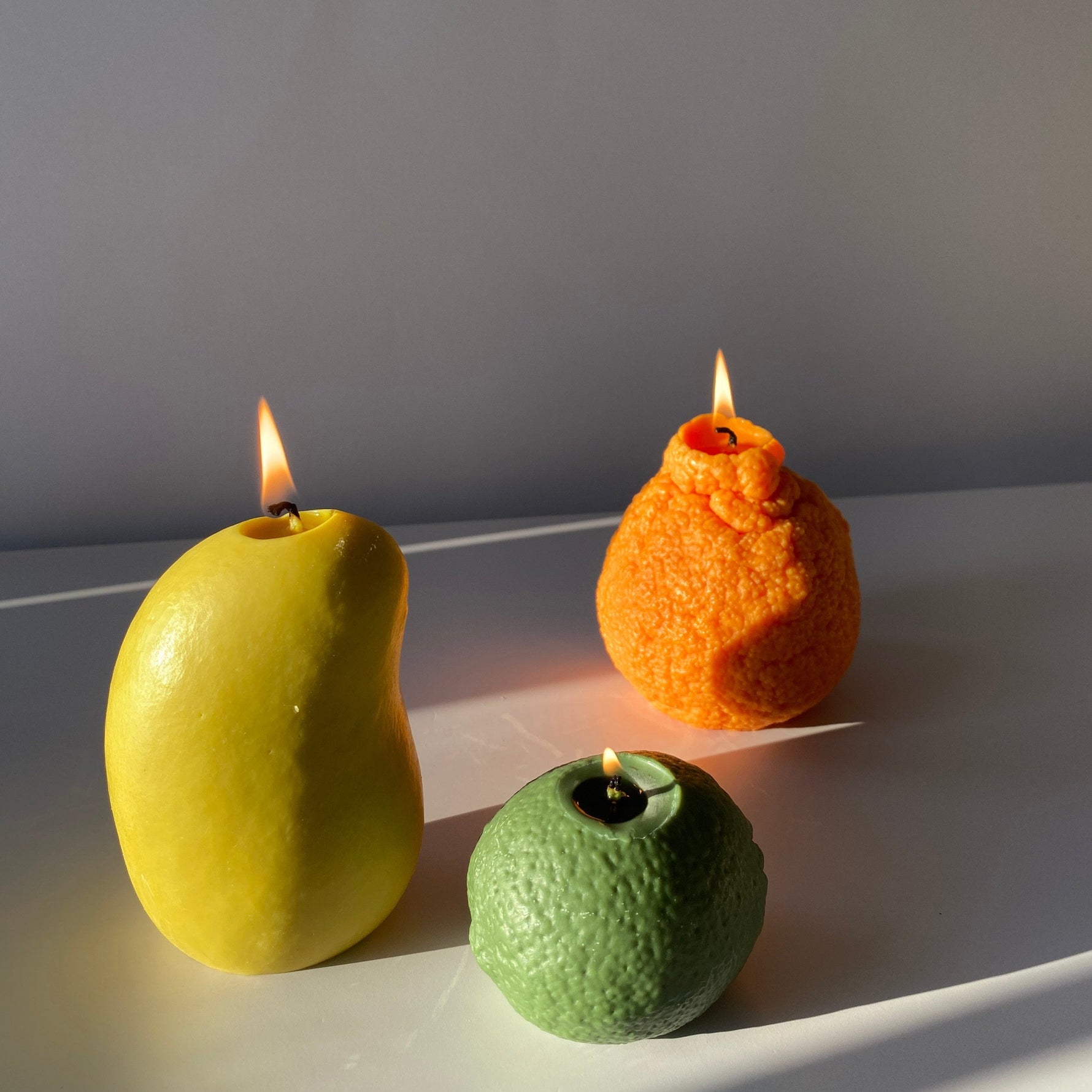 Mango Candle - Knife Shift