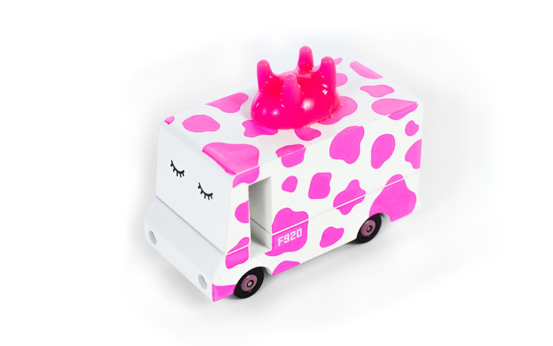 Strawberry Moo - Knife Shift