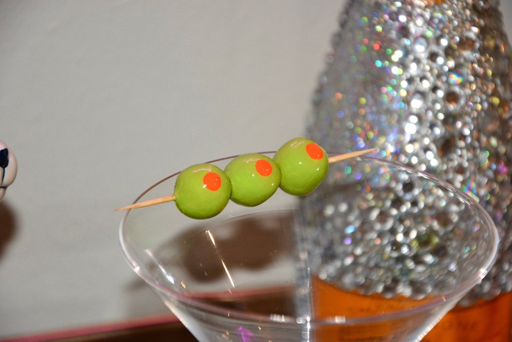 CERAMIC PIMENTO OLIVES - SET OF THREE - Knife Shift