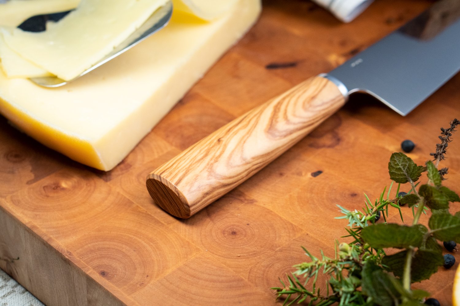 A&C Chef Knife - Olivewood - Thumbnail 2