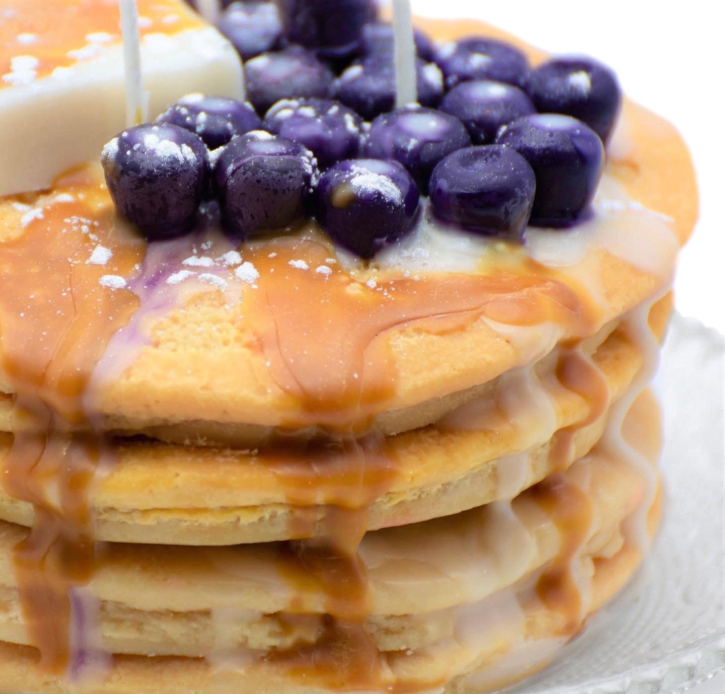CLASSIC STACK PANCAKE CANDLE - Knife Shift