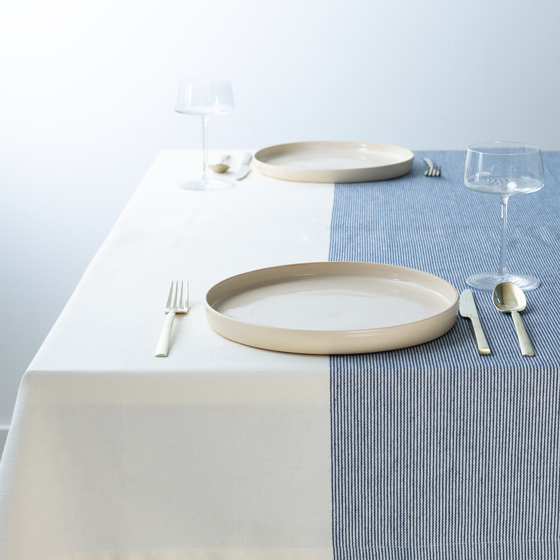 The Stripe Collection Tablecloth Natural & Elderberry - Knife Shift