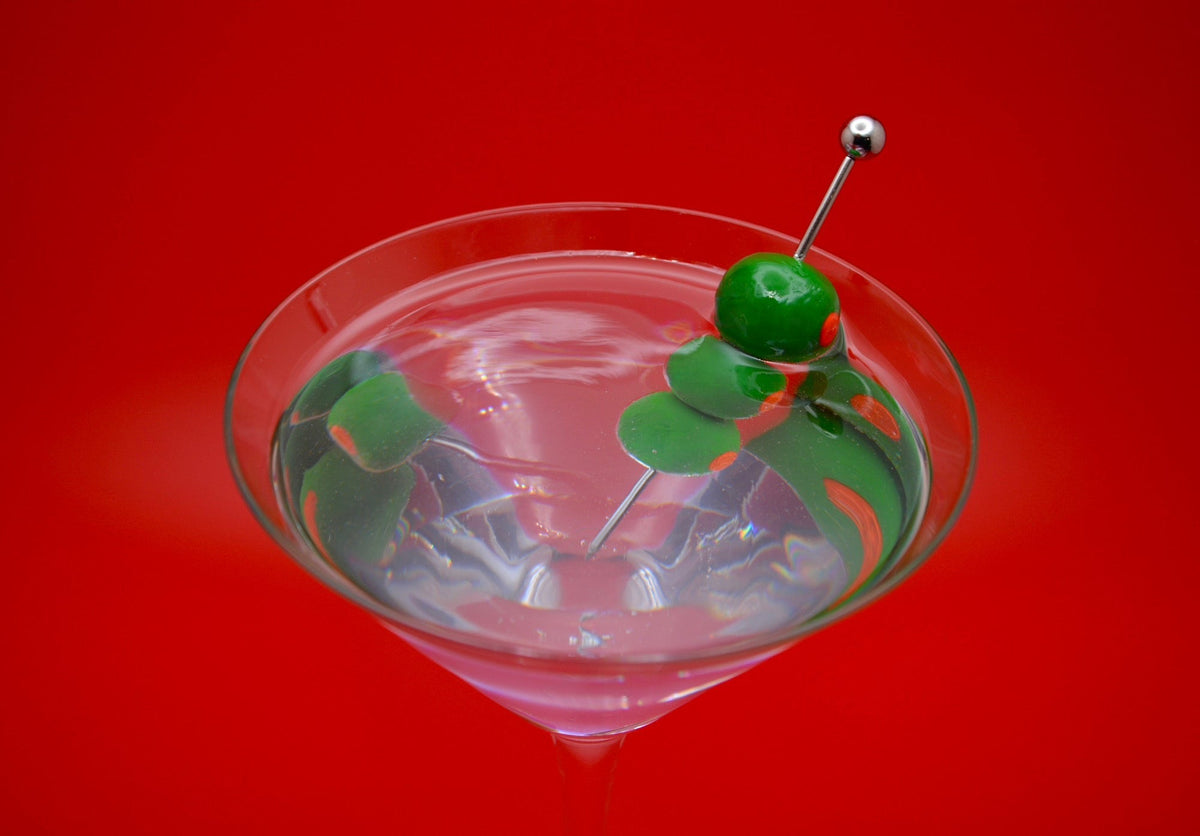 FAUX DIRTY MARTINI DECOR - Knife Shift
