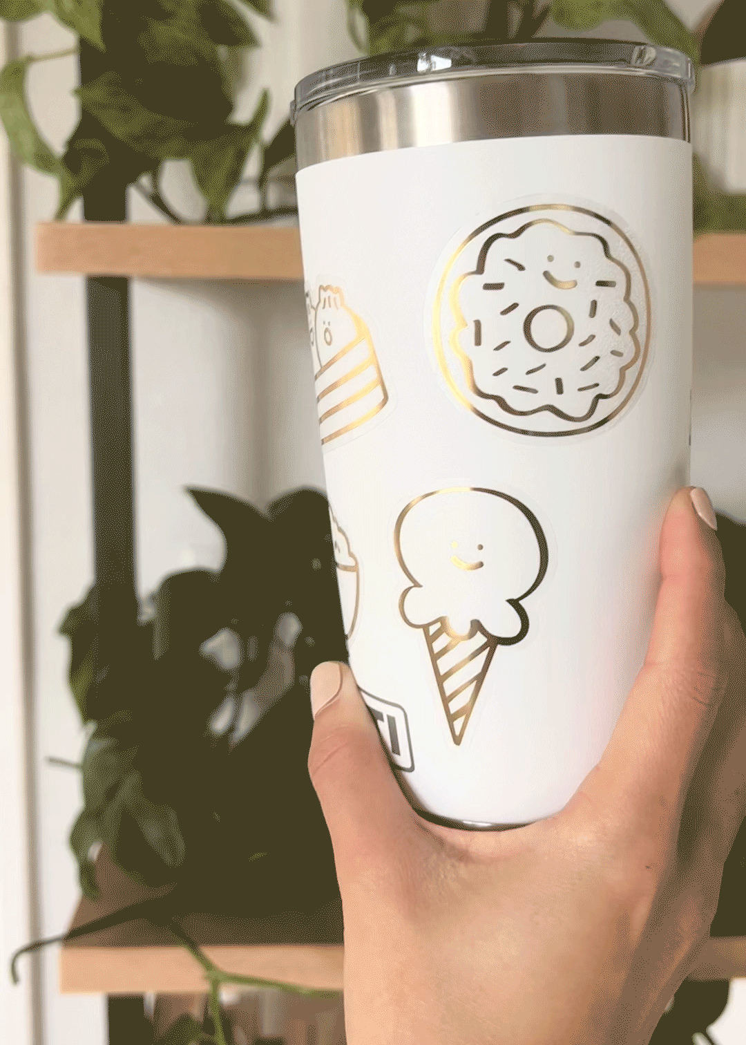 Bao Dumpling Gold Foil Vinyl Sticker - Knife Shift