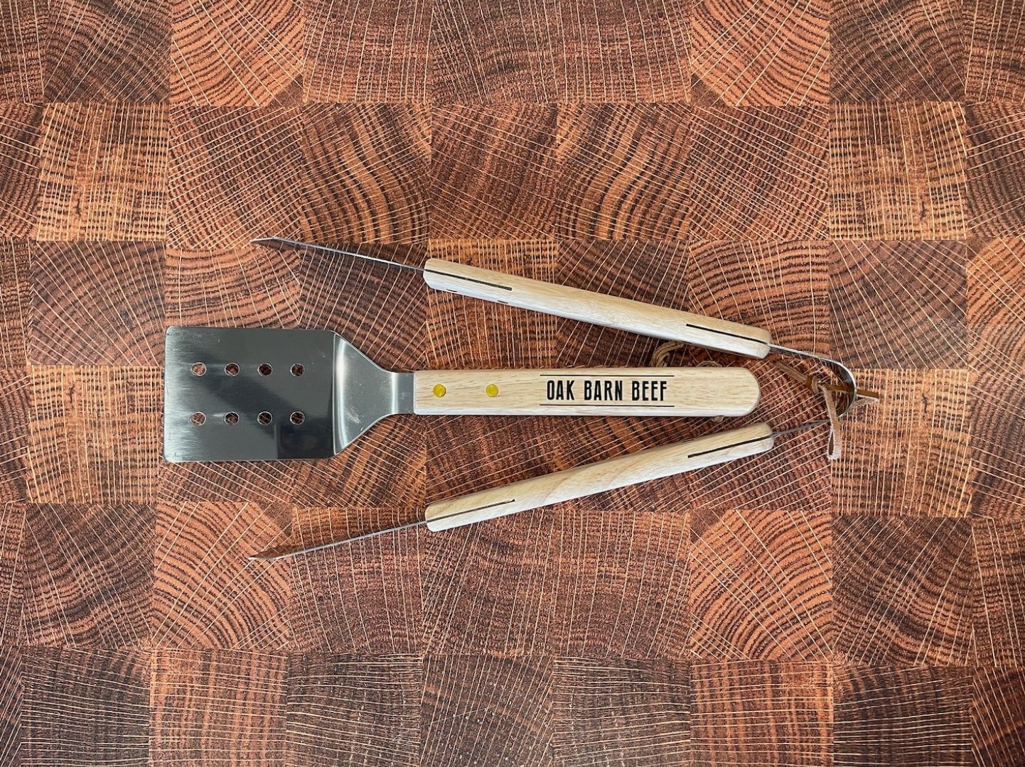 Grilling Set - Oak Barn Beef - Knife Shift