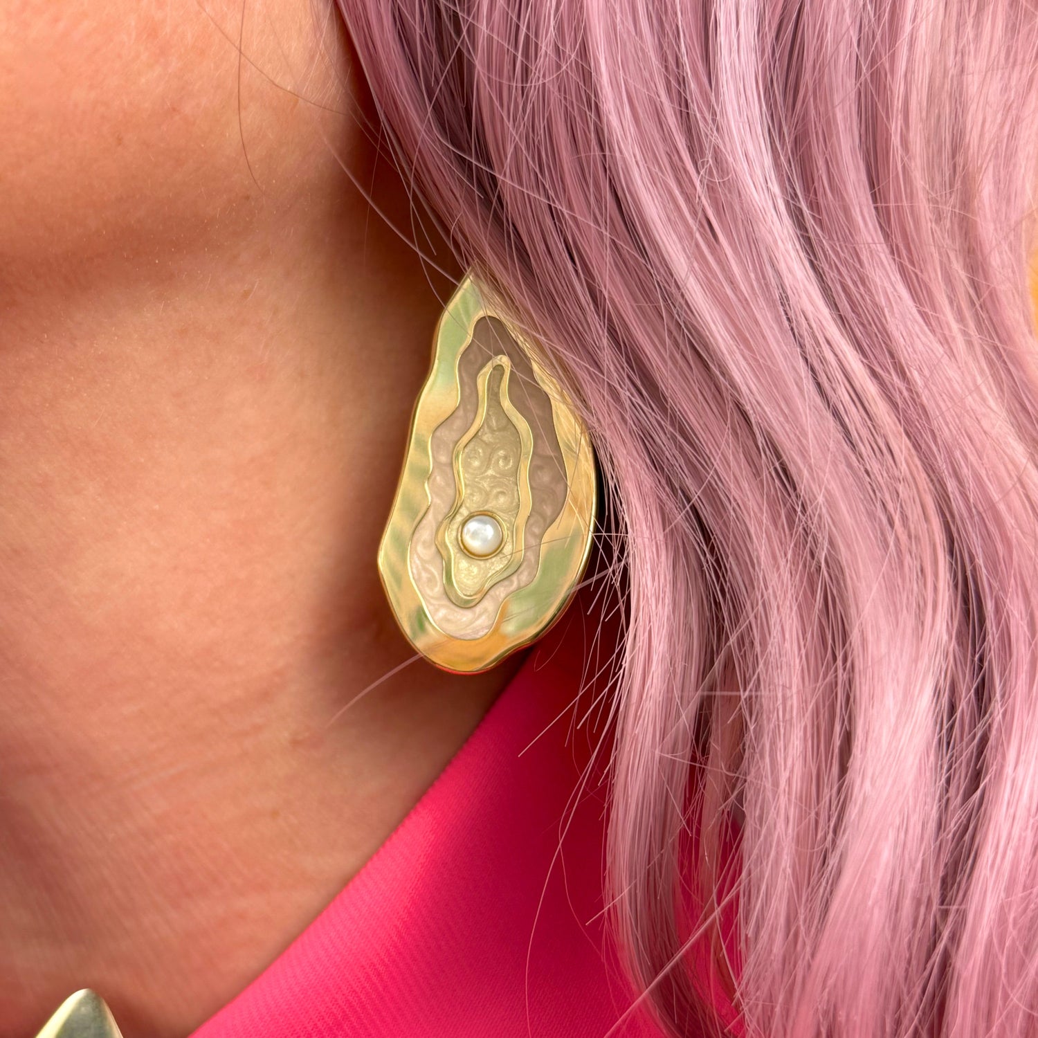 Oyster Earrings - Knife Shift