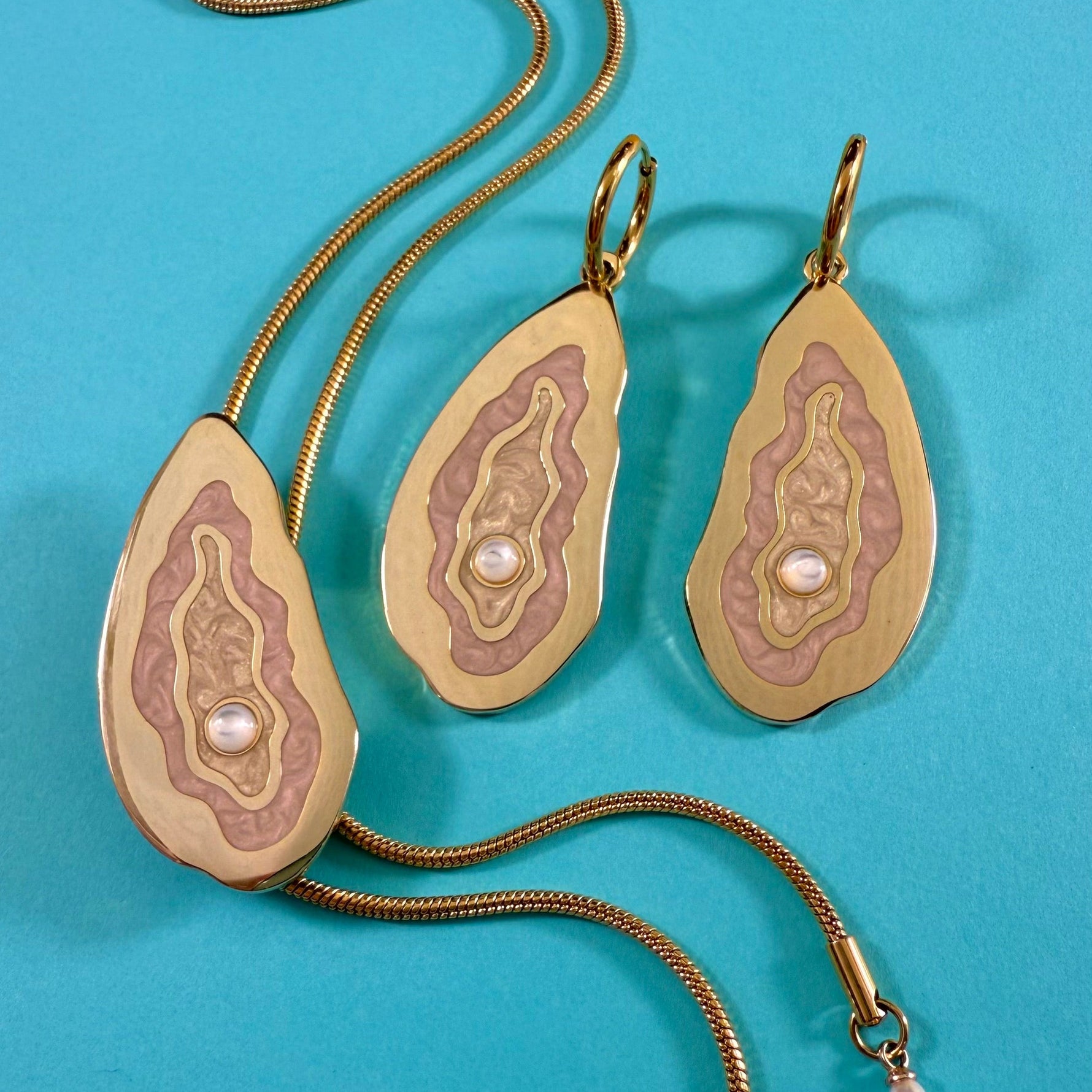 Oyster Earrings - Knife Shift