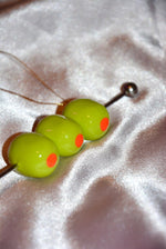 MARTINI OLIVE ORNAMENT - Knife Shift