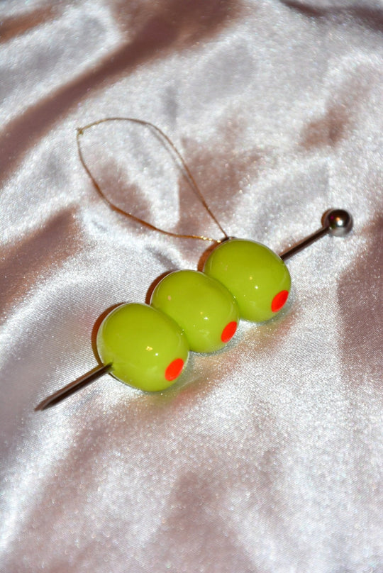 MARTINI OLIVE ORNAMENT - Knife Shift
