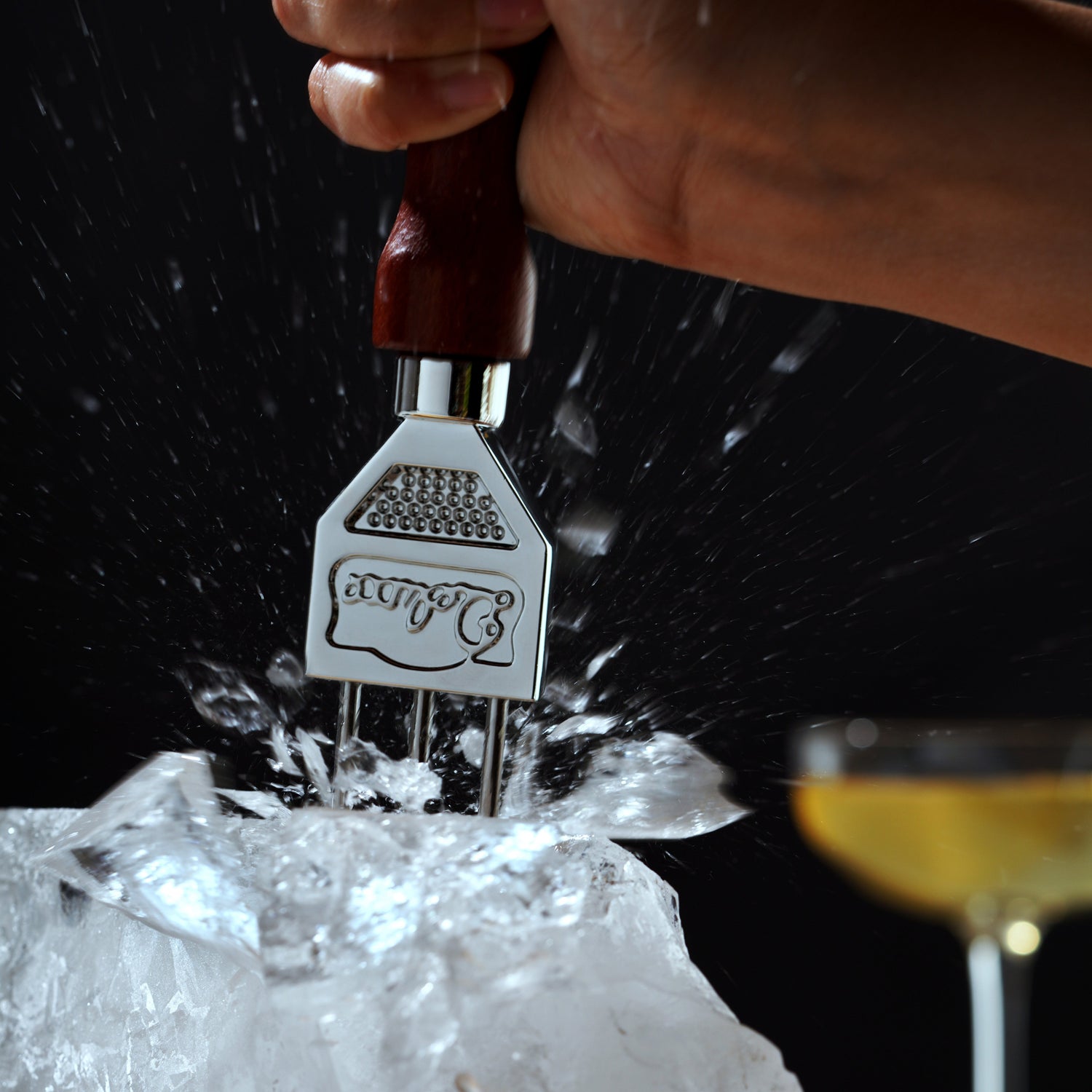 Professional Three Pronged Ice Pick - Knife Shift