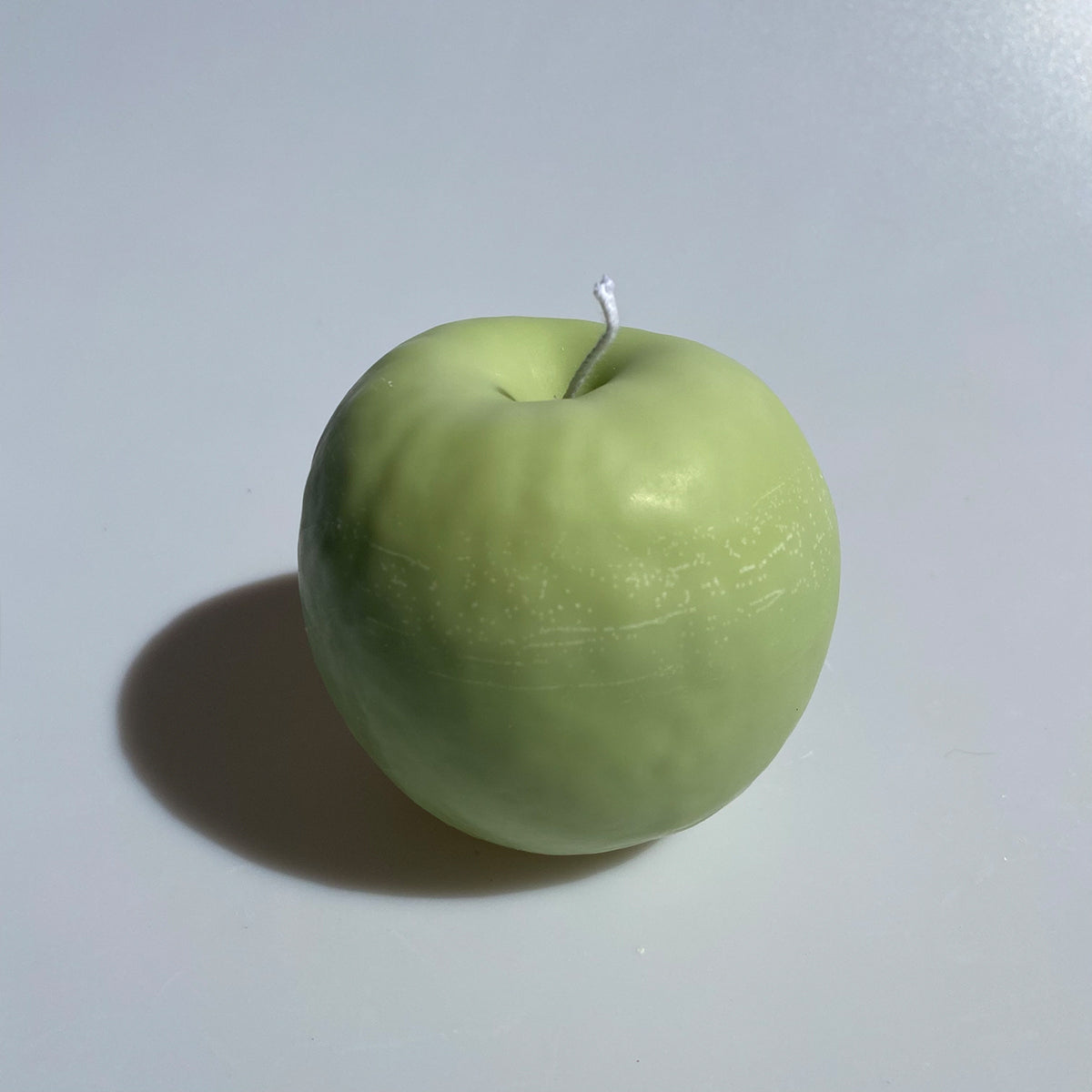 Apple Candle - Knife Shift