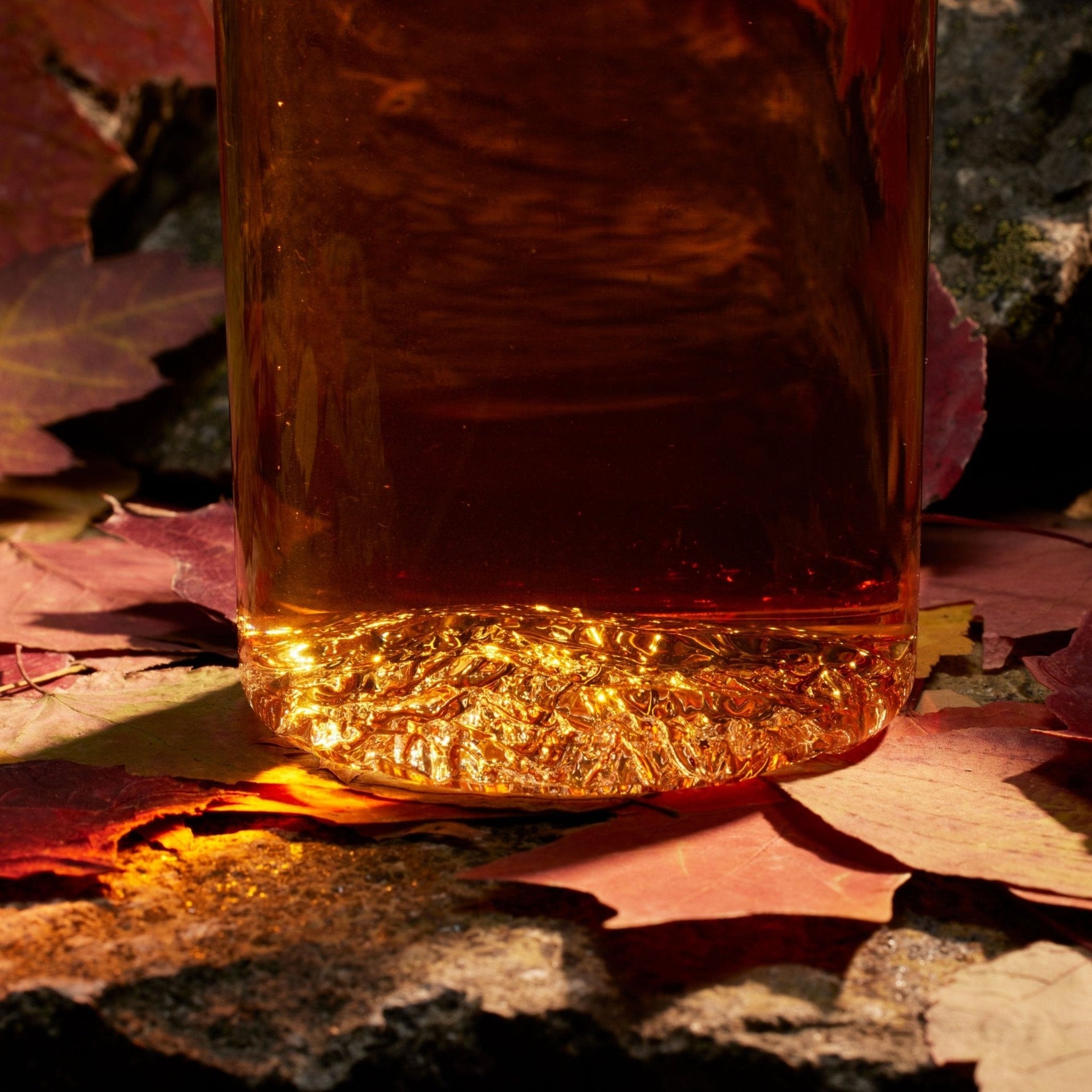 The Adirondack Pint - Knife Shift