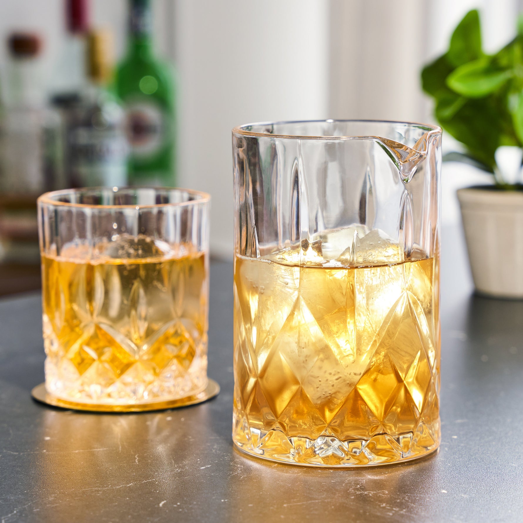 Admiral Crystal Mixing Glass - Knife Shift